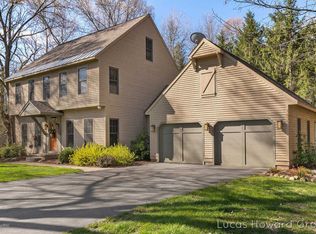 1433 Conservancy Ct NE, Ada, MI 49301