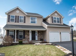 24 Huntington Ct, Souderton, PA 18964