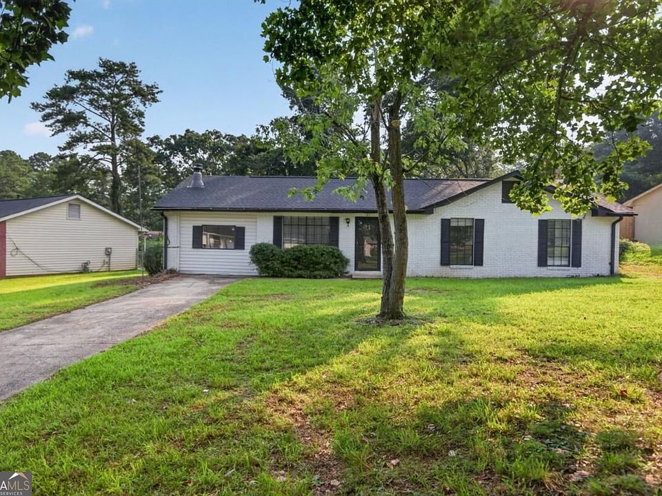 1st image of 150 Woodcrest Way