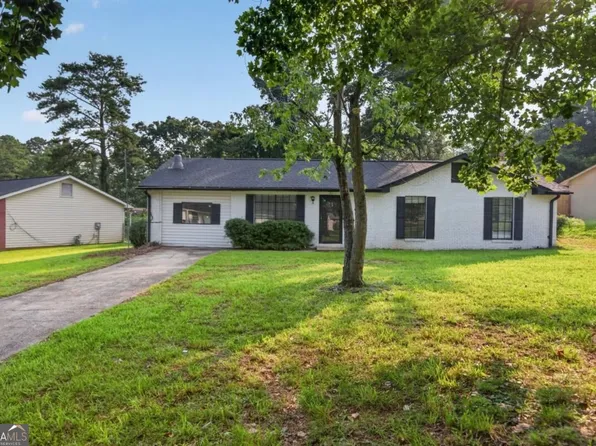 150 Woodcrest Way, Jonesboro, GA 30236