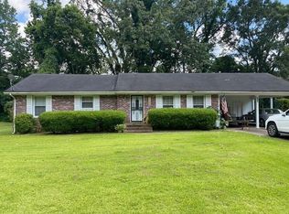 104 Laurel Hill Dr, Natchez, MS 39120