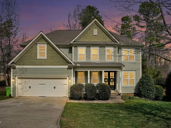 2901 Elmfield St, Raleigh, NC 27614