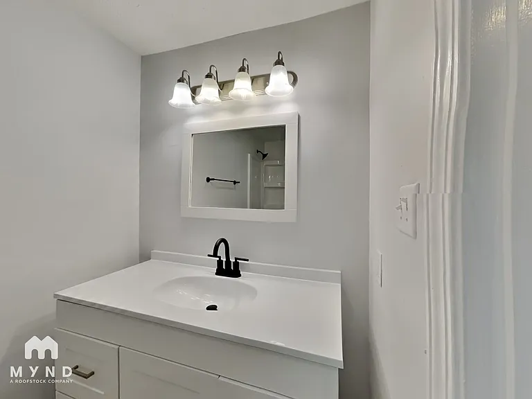 808 W Smith Valley Rd — Photo 9