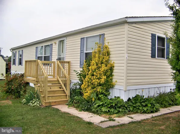 36 Elizabeth Ln, New Oxford, PA 17350