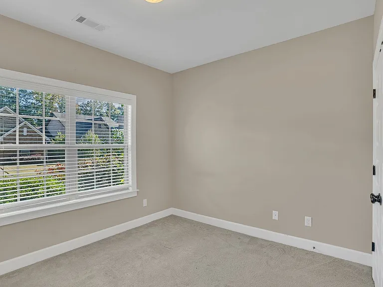 999 Starr Ct — Photo 24