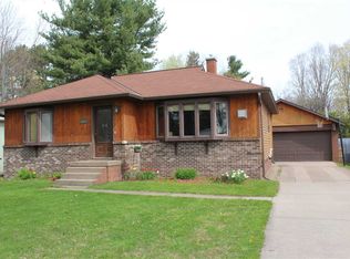 1912 W Ridge St, Marquette, MI 49855