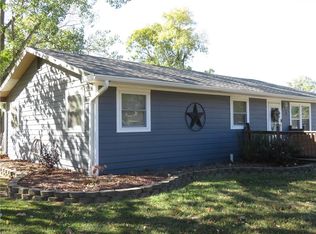 815 Garfield Rd N, Iola, KS 66749