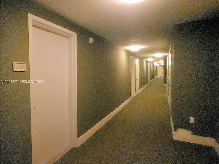 90 SW 3rd St #2208 — Photo 7