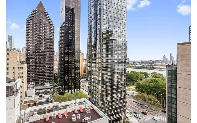 Rented by Douglas Elliman | media 7