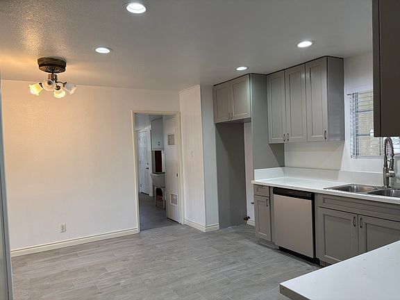 4th image of 15671 Senadale St