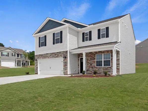 701 Lazy Elm Lane, Aberdeen, NC 28315
