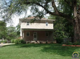 2517 SW Buchanan St, Topeka, KS 66611