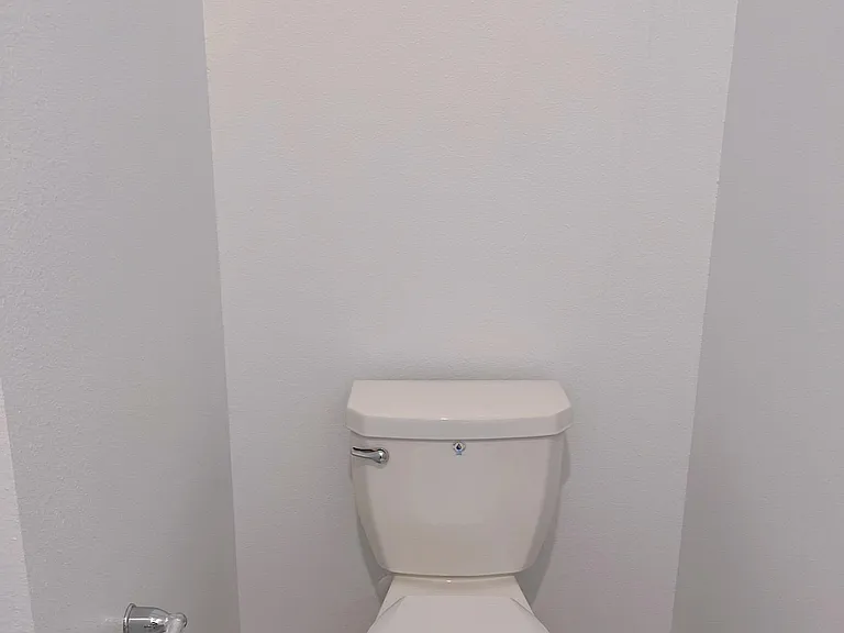 352 Loch Ct — Photo 10