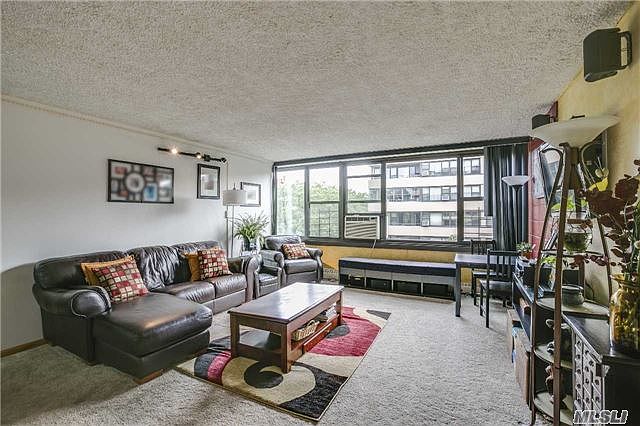 1st image of 16220 9th Ave APT 6A