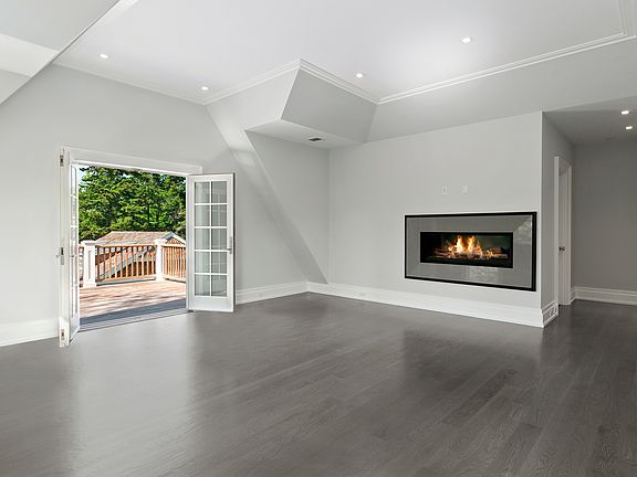 4th image of 37 Bernardine St