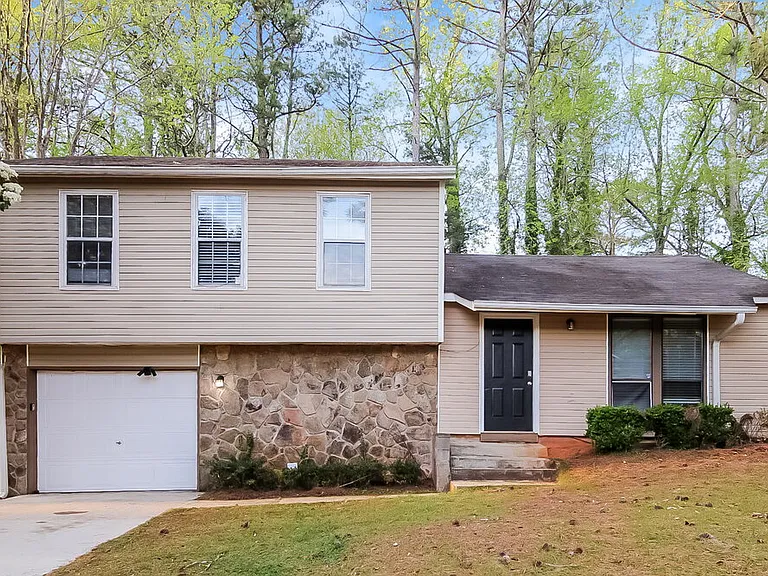 5164 Galbraith Cir — Photo 1