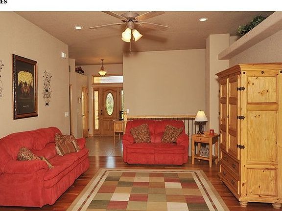 4th image of 3104 69th Avenue Ct