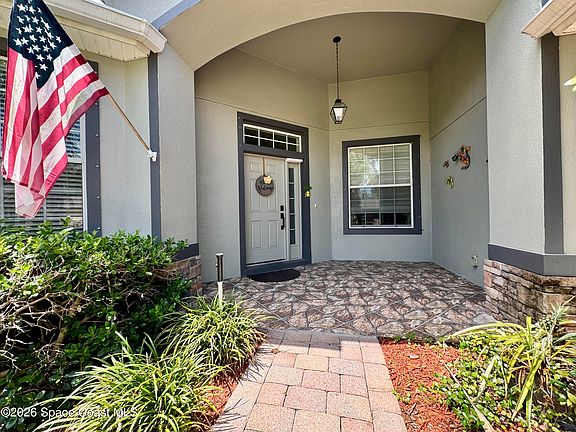 2nd image of 219 Abernathy Cir SE