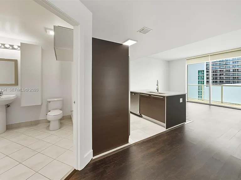 1900 N Bayshore Dr #3707 — Photo 18