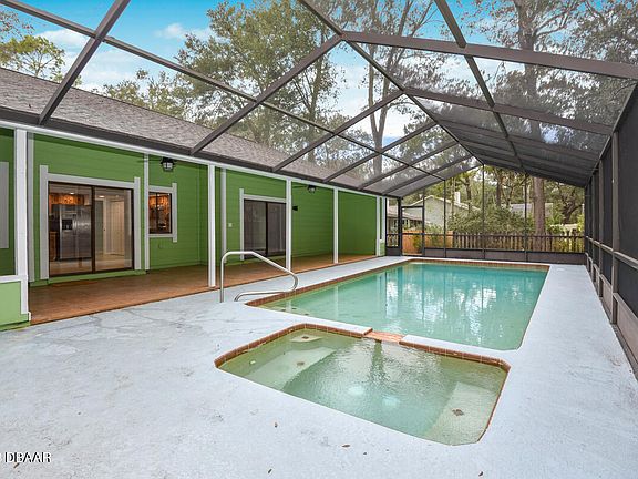 2nd image of 319 Oak Fern Cir
