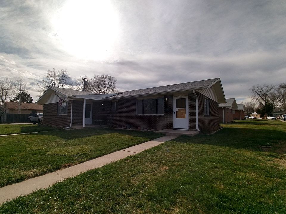 1st image of 1525-1527 Easter Ct