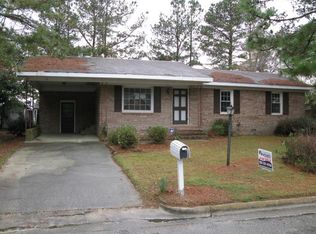 102 Price St, Williamston, NC 27892