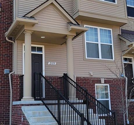 3 story architecture