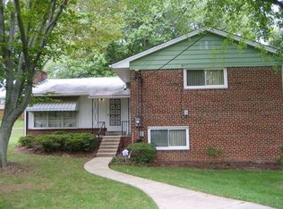 4720 Bristow Dr, Annandale, VA 22003