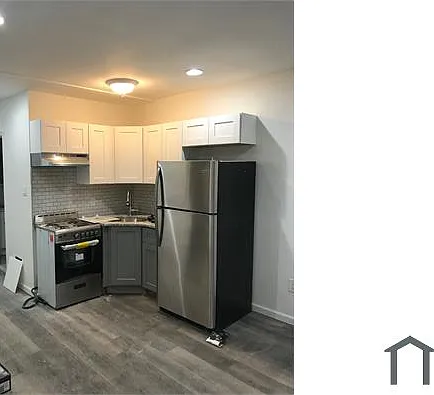 1109 N State St — Photo 10