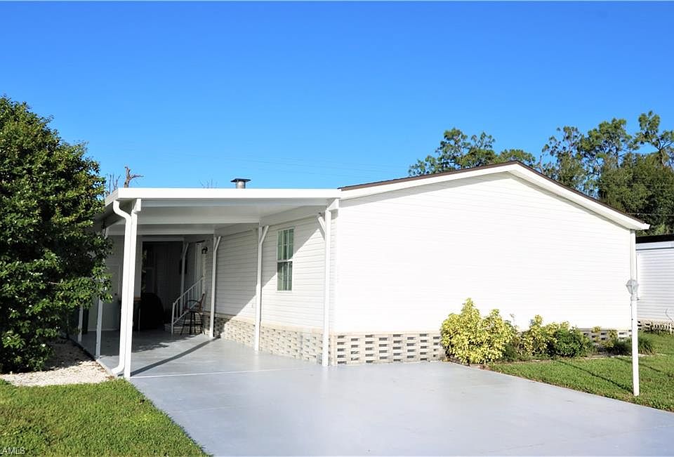 1st image of 220 Grosbeak Ln #220