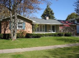 3175 Eastland Rd, Muskegon, MI 49441