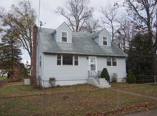 117 W 5th Ave, Runnemede, NJ 08078