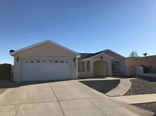 2041 Valley View Dr SW, Los Lunas, NM 87031