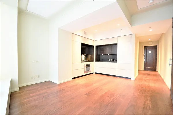 Rented by Lasri Group Inc | media 16