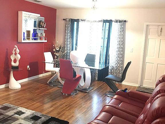 2017-  living  dining room 