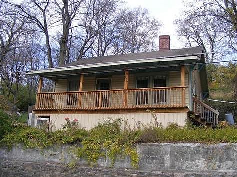 1st image of 626 Polsgrove St