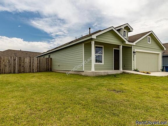 3rd image of 622 Vermilion