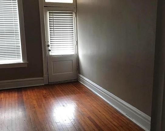 2nd image of 709 Bates St #1F