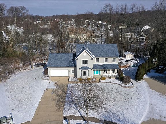 2nd image of 3098 Creek View Dr