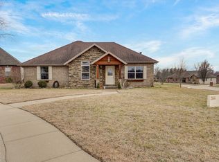 2414 W Summerset, Ozark, MO 65721