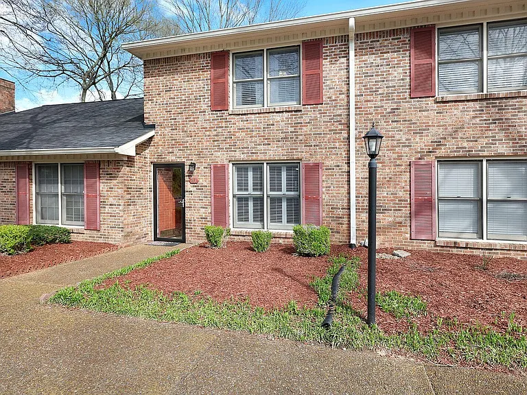 743 Kent Rd — Photo 3