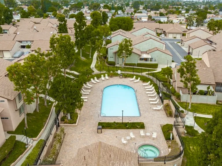 View: Corona Laurelwood Townhome community