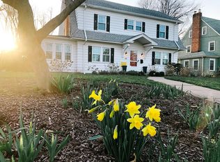 33 Cumberland Rd, West Hartford, CT 06119