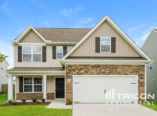 729 Crackling Ct, Zebulon, NC 27597