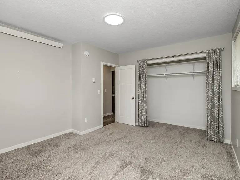 304 4th Ave NW #2 — Photo 20