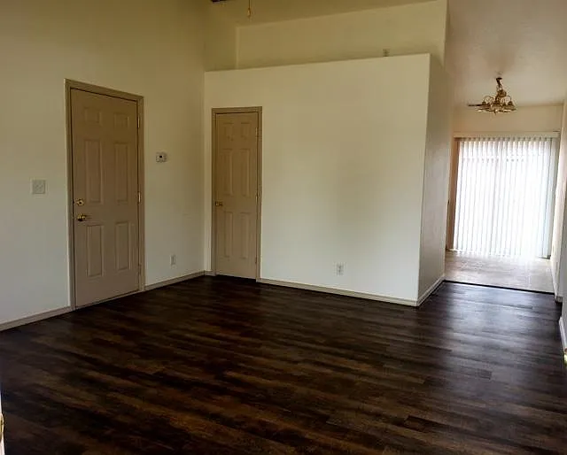 1192 SE Freedom Cir — Photo 9