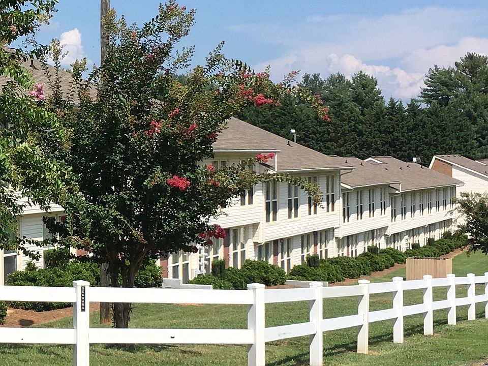 Crestwood 521 Price St Reidsville NC Zillow