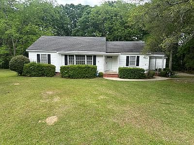 1st image of 1715 Old Bay Springs Rd