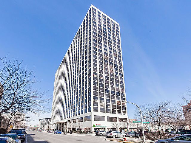 1st image of 4343 N Clarendon Ave APT 913