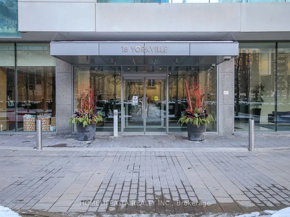 18 Yorkville Ave #1901, Toronto, ON M4W 3Y8
